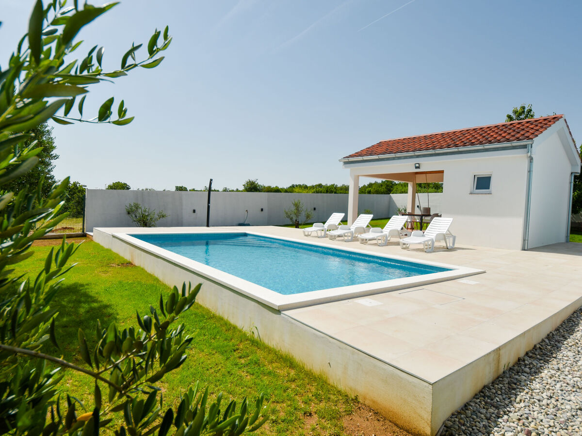 Maison Elena avec piscine privée à Novigrad - Photo 26