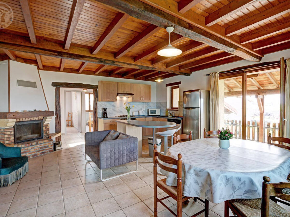 Gîte 6 pers. avec cheminée et terrain de jeux à Saint-Médard - Photo 6