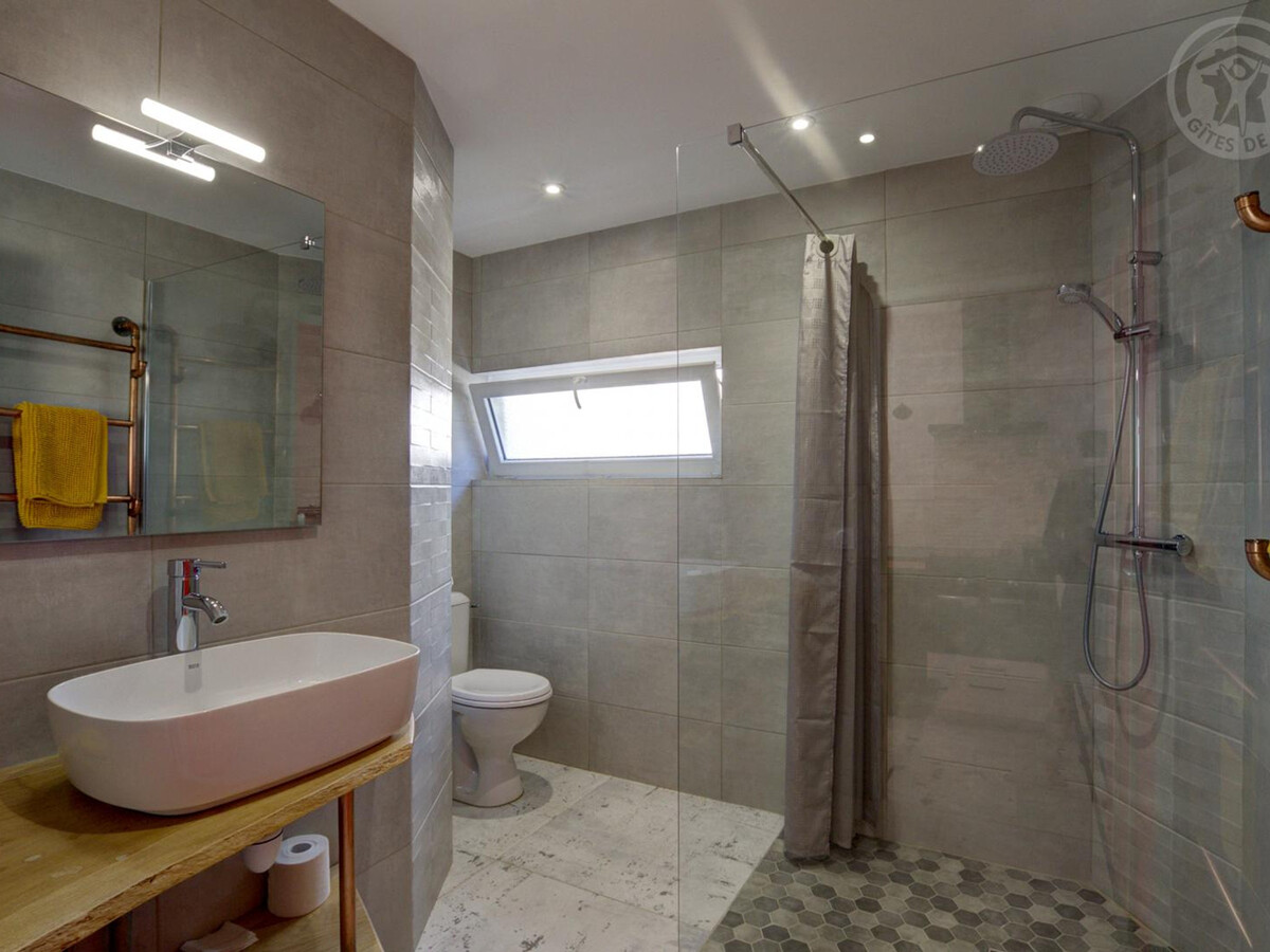 Gîte 67m² avec jardin 300m² et salle de jeux à Balbigny - Photo 13