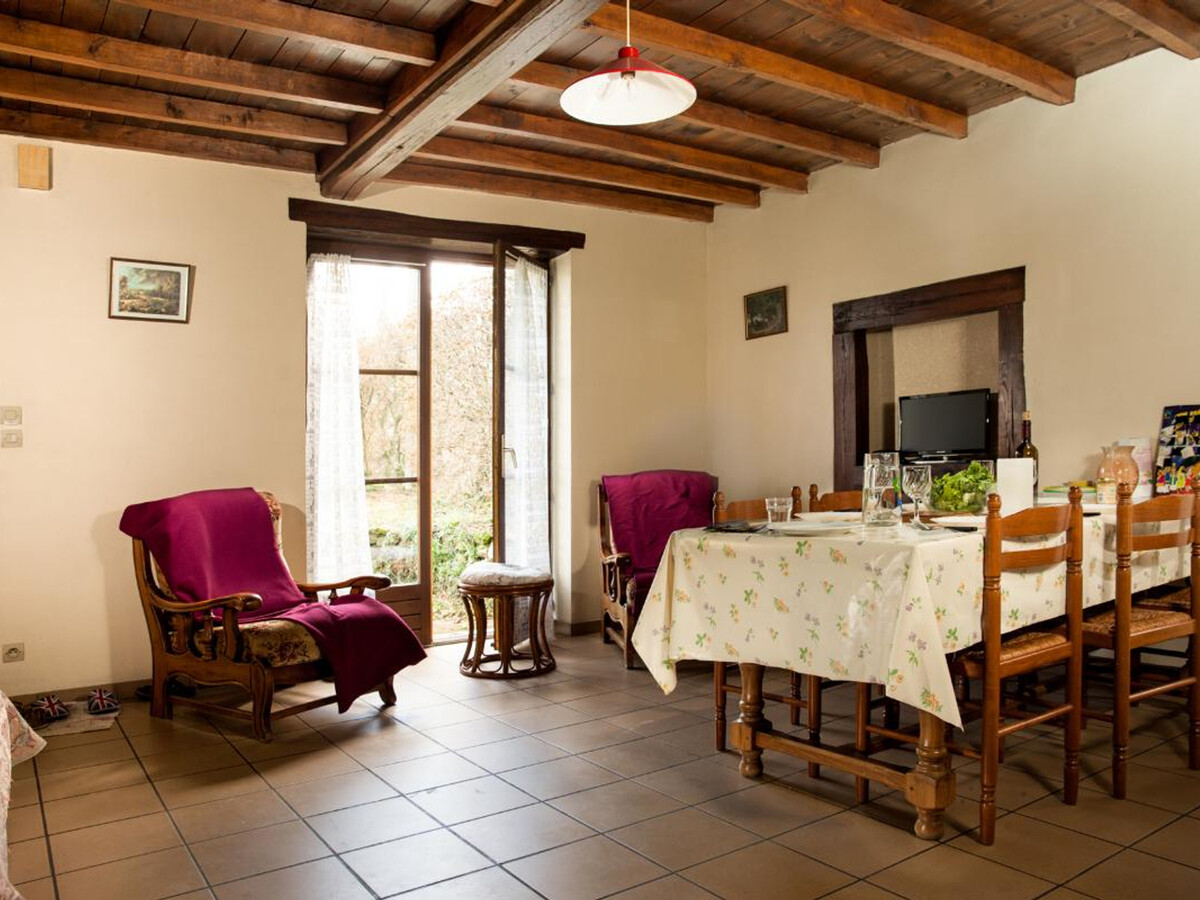 Gîte 65 m² cheminée, terrasse 100 m² et jeux - Photo 4