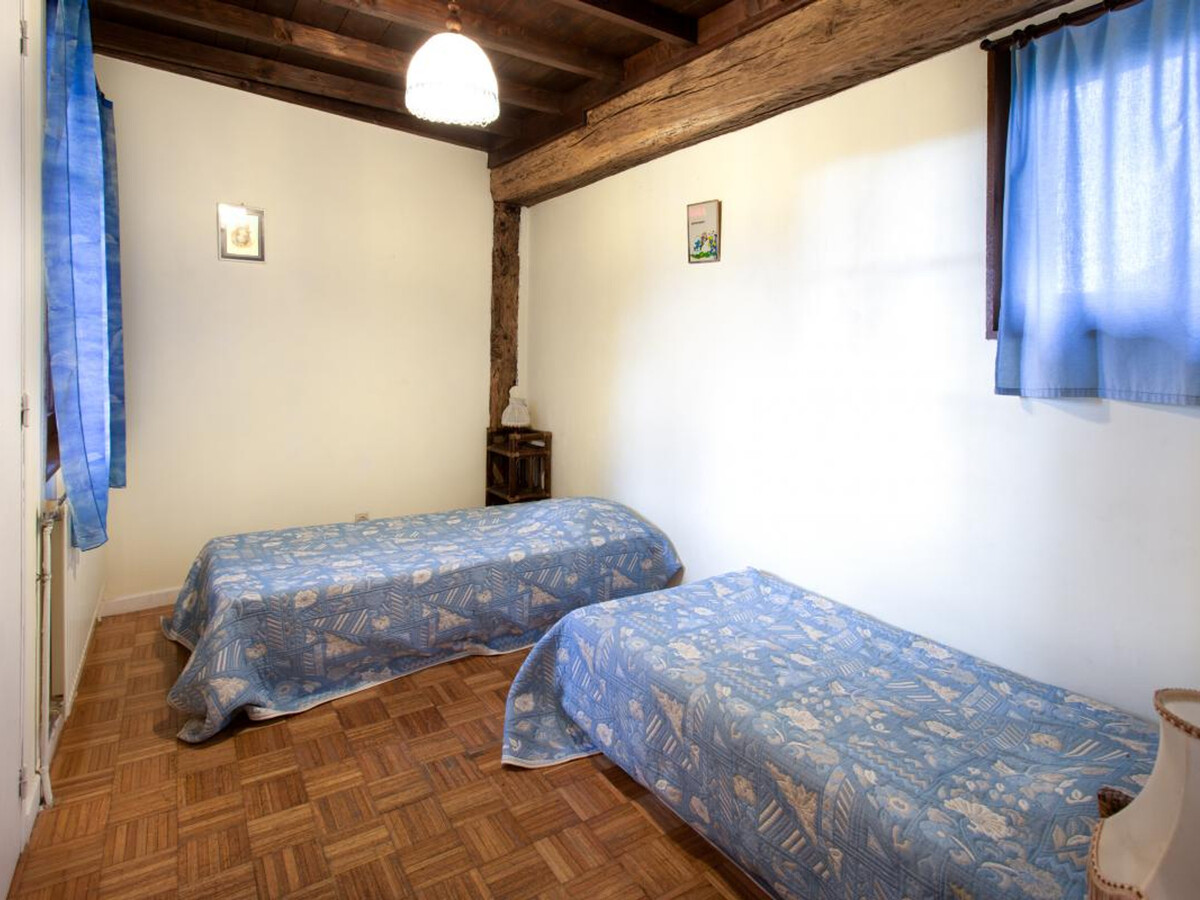 Gîte 65 m² cheminée, terrasse 100 m² et jeux - Photo 6