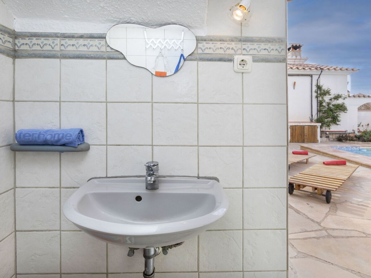 Villa Resi avec piscine privée à Miami Platja - Photo 13