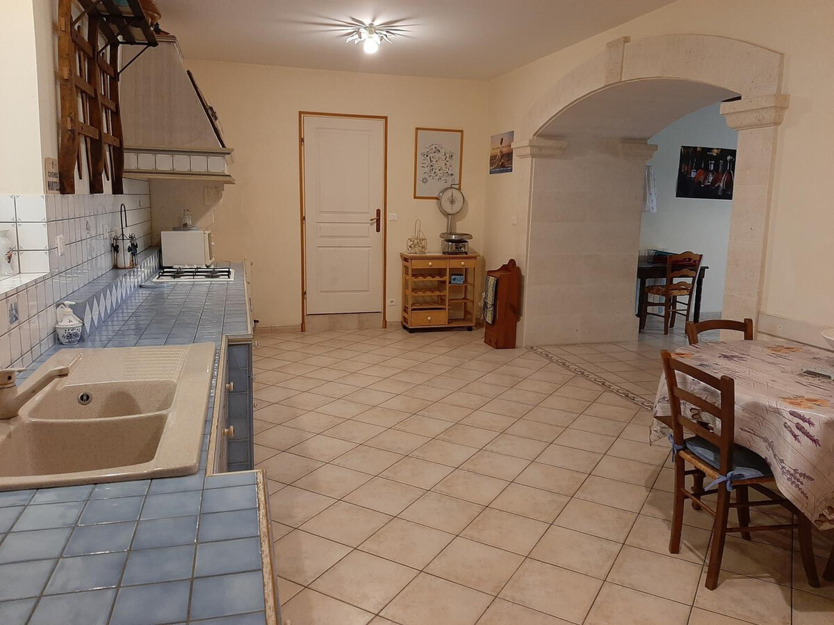 Gîte 9 pers. en commanderie 1717 avec jardin clos et équipements bébé - Photo 10