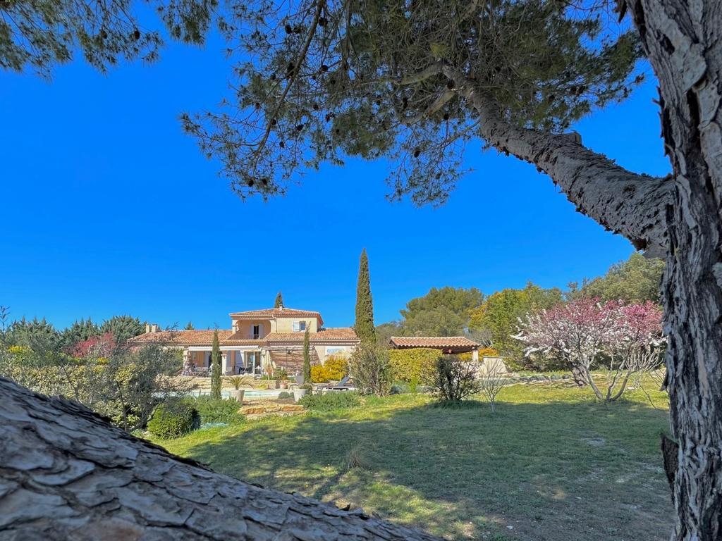 Villa La Roque, piscine chauffée et jardin dans le Lubéron - Photo 27