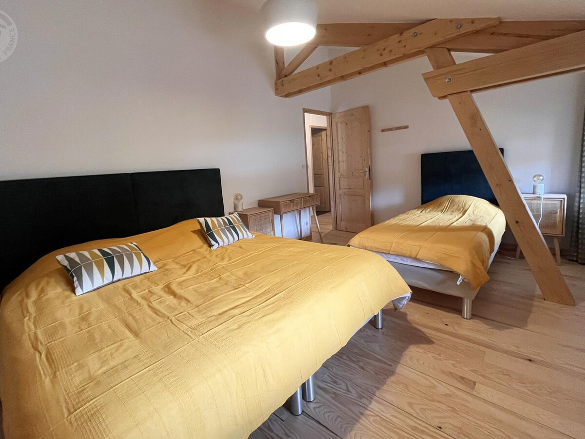Gîte 130 m² avec étang de pêche, 17 hectares et terrasse - Photo 10