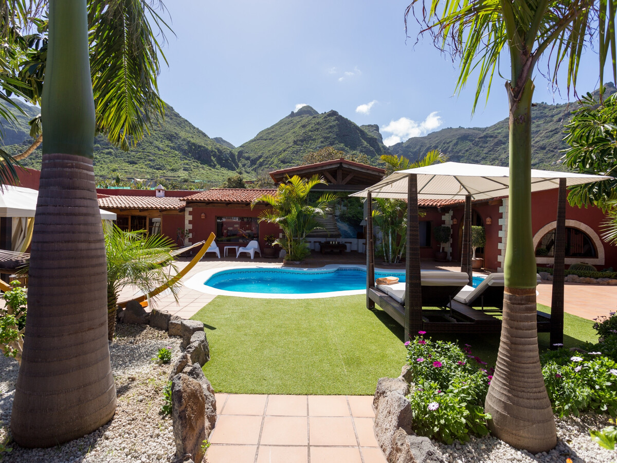 Villa Male : 4 chambres, piscine chauffée et cave à vin - Photo 7