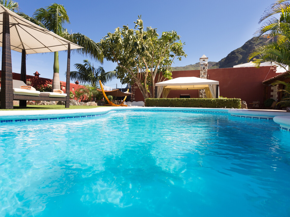 Villa Male : 4 chambres, piscine chauffée et cave à vin - Photo 12