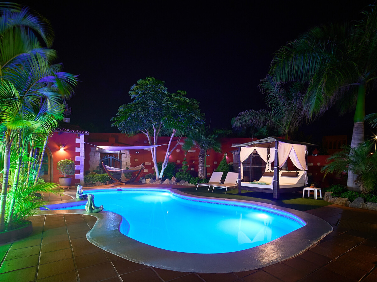 Villa Male : 4 chambres, piscine chauffée et cave à vin - Photo 13