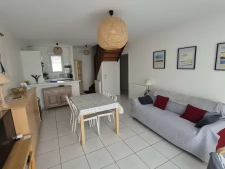 Charmant pavillon 3 chambres près de la plage, jardin, wifi, accepte petits animaux, non-fumeur - Photo 1