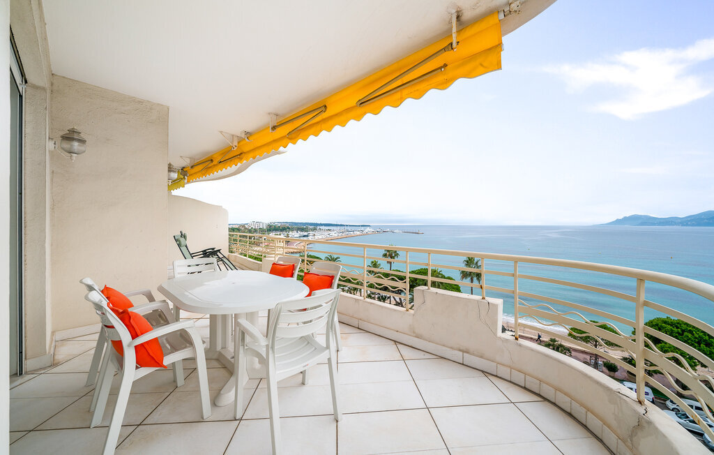 Appartement face mer à Cannes, 110 m², balcon panoramique - Photo 8