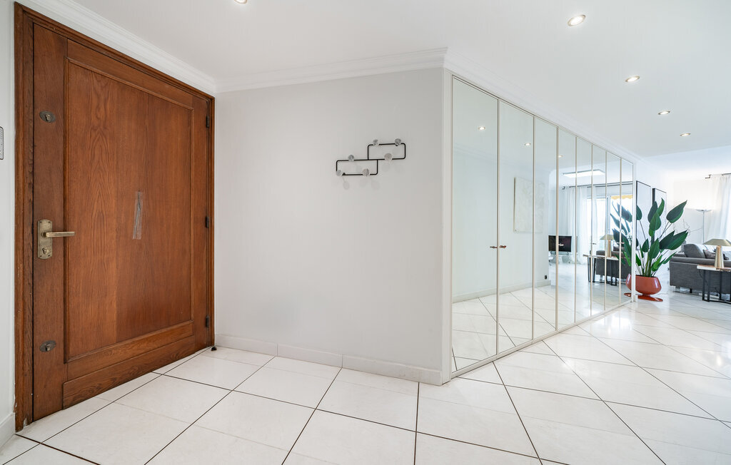 Appartement face mer à Cannes, 110 m², balcon panoramique - Photo 10