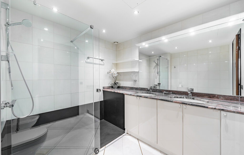 Appartement face mer à Cannes, 110 m², balcon panoramique - Photo 27