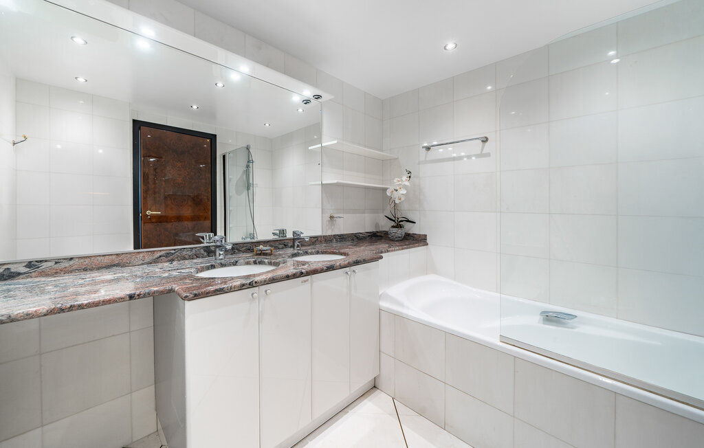 Appartement face mer à Cannes, 110 m², balcon panoramique - Photo 28