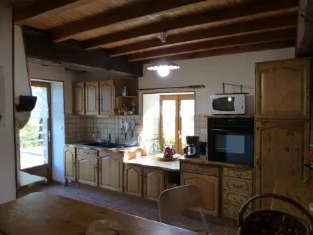 Gîte rustique 8 pers., cheminée et four à pain à Laprugne : photo 8