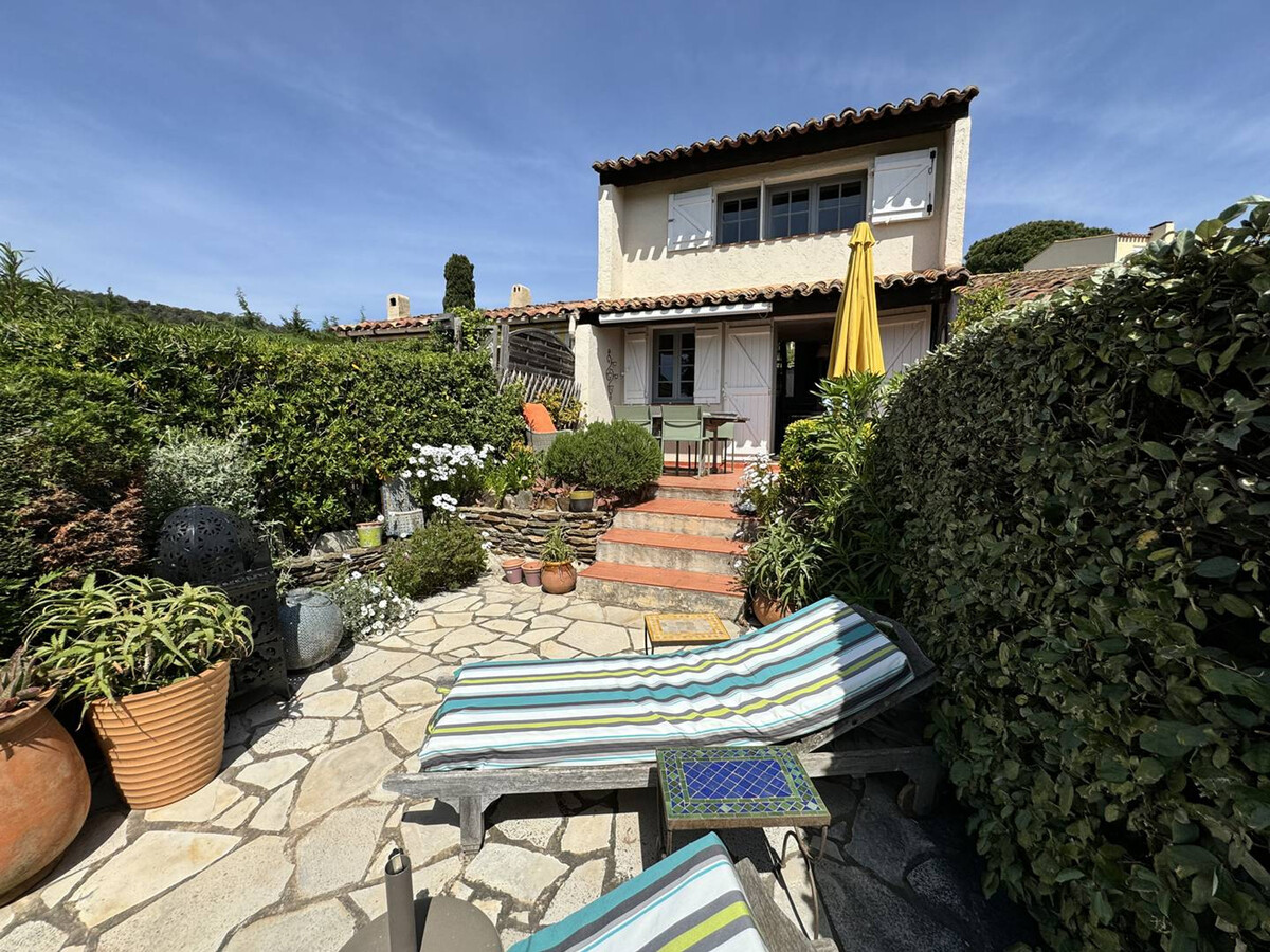 Mas 55m² vue mer, piscine & tennis à La Croix-Valmer - Photo 3