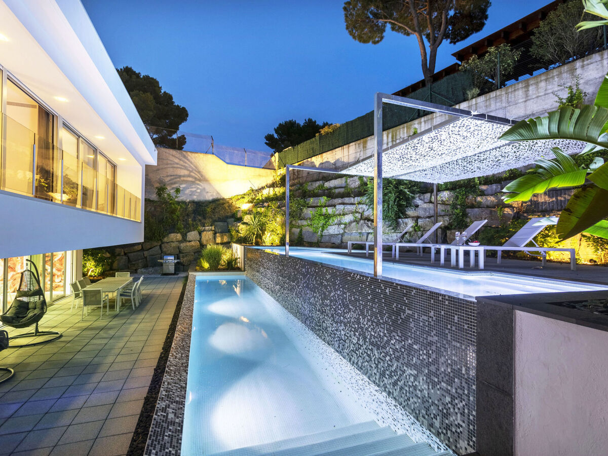 Villa Nathalie – 450 m² avec piscine à 600 m de la mer - Photo 4