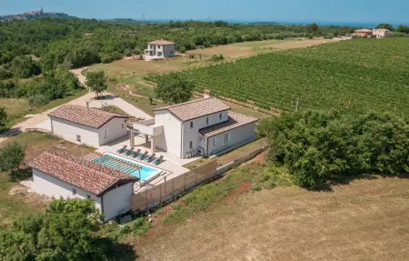 Location maison à Buje