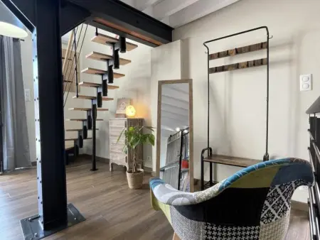Gîte contemporain chaleureux pour 4 avec piscine partagée - Photo 9