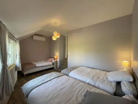 Gîte contemporain chaleureux pour 4 avec piscine partagée - Photo 24