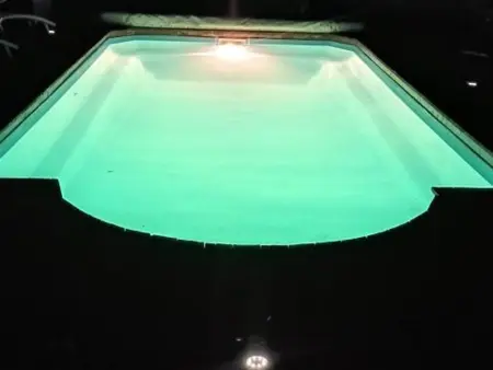 Gîte contemporain chaleureux pour 4 avec piscine partagée - Photo 32