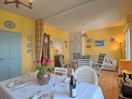 Maison à 10 m de la mer, vue panoramique à Quimiac : photo 7