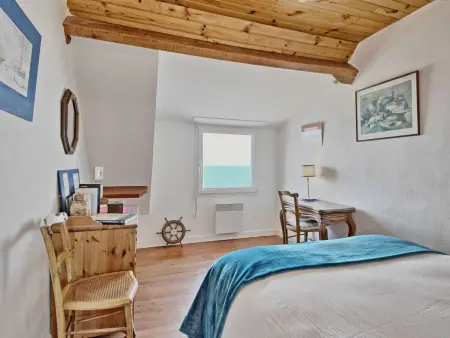 Maison à 10 m de la mer, vue panoramique à Quimiac : photo 11