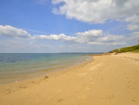 Maison à 10 m de la mer, vue panoramique à Quimiac : photo 26