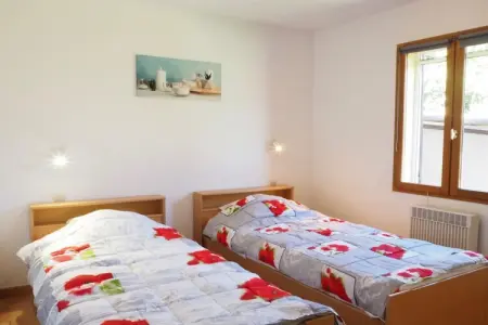 Maison plain-pied avec piscine privée à Vaison-la-Romaine : photo 10