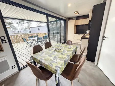 Chalet cosy avec piscine chauffée, terrasse et parking à 2 pas de la plage de Jullouville - Photo 5