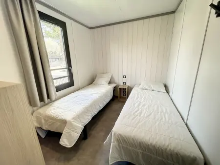 Chalet cosy avec piscine chauffée, terrasse et parking à 2 pas de la plage de Jullouville - Photo 19