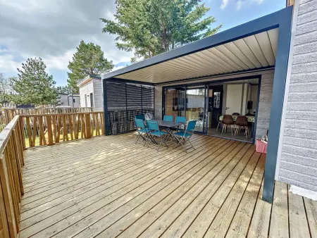 Chalet cosy avec piscine chauffée, terrasse et parking à 2 pas de la plage de Jullouville - Photo 24