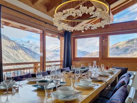Location chalet à Saint Martin de Belleville Les Menuires, Chalet de Luxe avec Accès Pistes, Jacuzzi et Garage