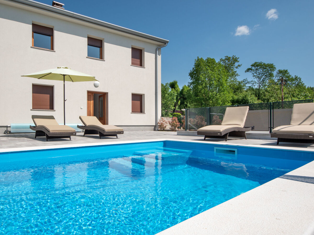 Maison Nola – 5 chambres, piscine chauffée à Kastav - Photo 14