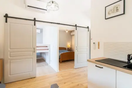 Maison en pierre avec piscine privée à Soturac : photo 15