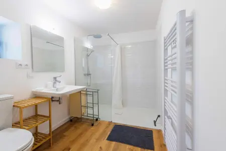 Maison en pierre avec piscine privée à Soturac : photo 19