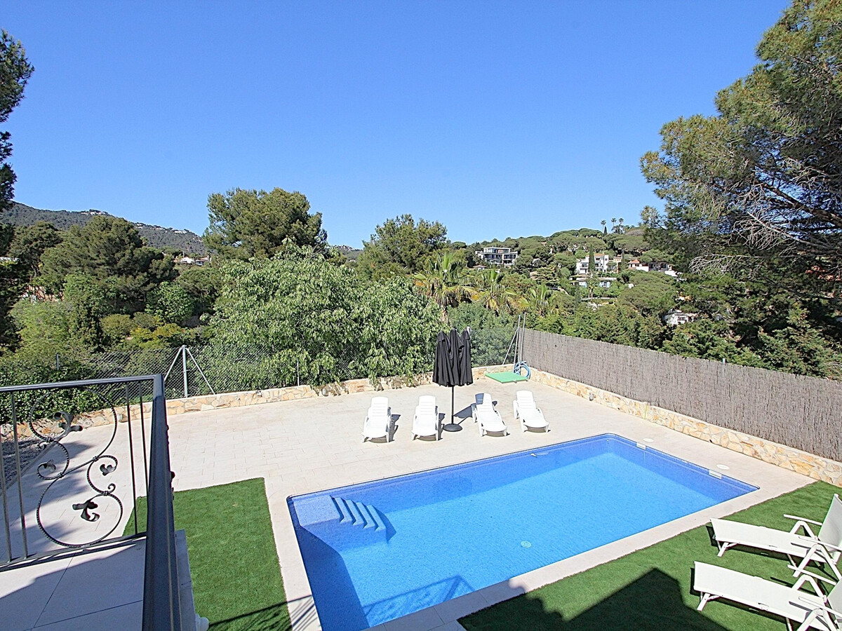 Villa Green House à Lloret de Mar : 8 pers., piscine privée - Photo 8