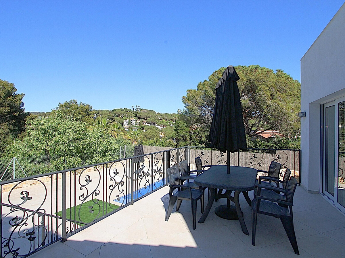 Villa Green House à Lloret de Mar : 8 pers., piscine privée - Photo 9