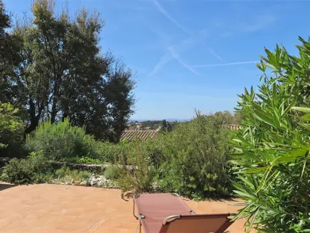 Maison lumineuse avec terrasse, accès piscines, parking privatif – La Croix-Valmer - Photo 2
