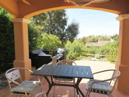 Maison lumineuse avec terrasse, accès piscines, parking privatif – La Croix-Valmer - Photo 3