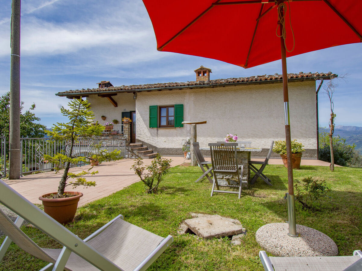 Maison delle Stelle à Bagni di Lucca, vue montagne - Photo 2