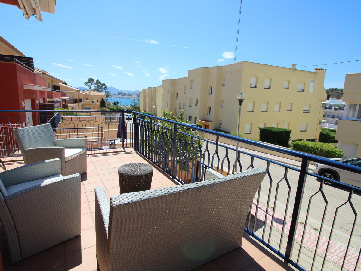 Maison 7 pers. à Llançà, 50m plage, garage privé - Photo 1