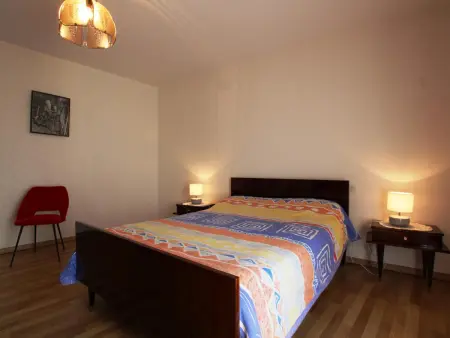 Maison en pierre 6 pers. aux Pieux, jardin privé et poêle : photo 8
