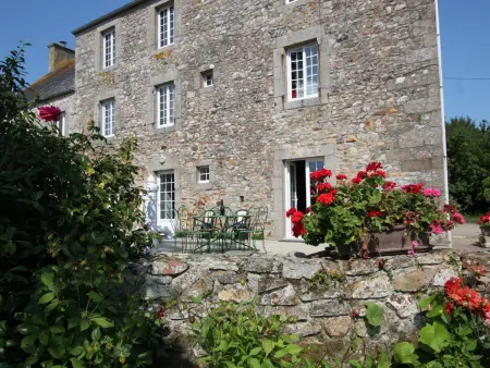 Maison en pierre 6 pers. aux Pieux, jardin privé et poêle : photo 12