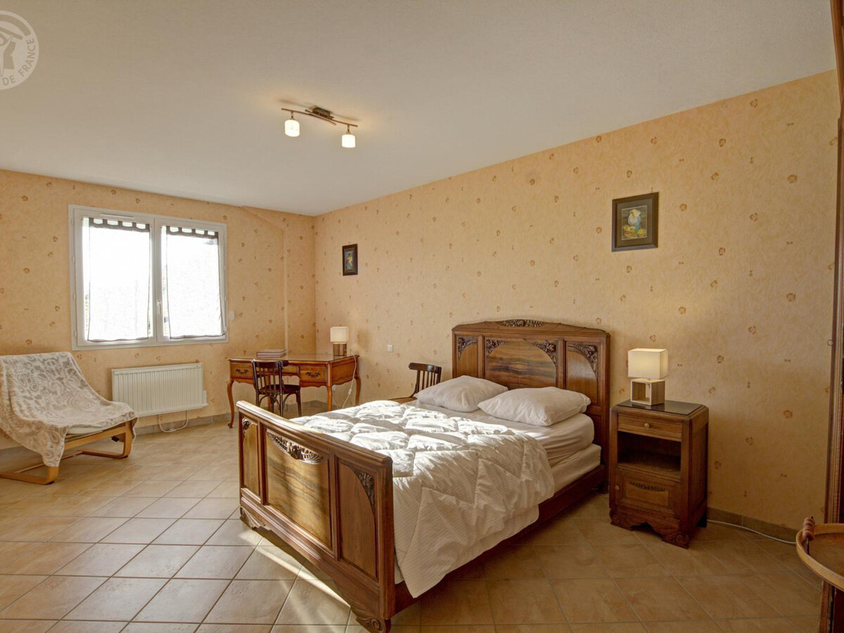 Gîte rural 6 pers. avec terrain et jeux, vue Pilat - Photo 8