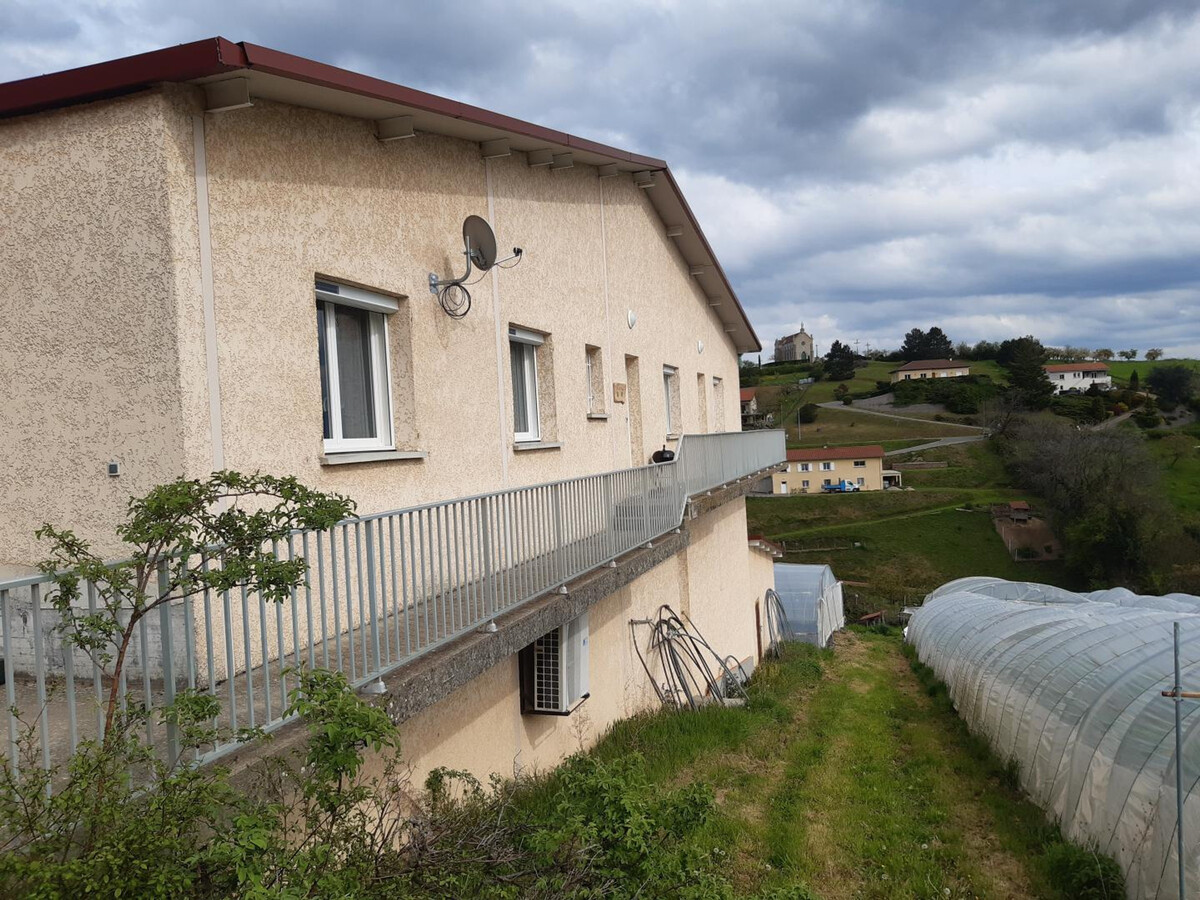 Gîte rural 6 pers. avec terrain et jeux, vue Pilat - Photo 10