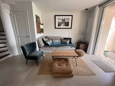 Mas 2 chambres avec piscine, tennis, parking et wifi - Photo 3