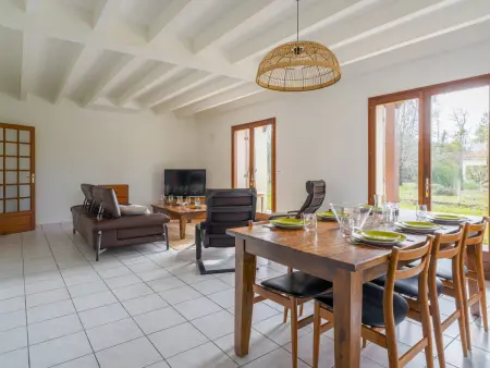 Location maison à Biscarrosse, Maison au bord du lac de Biscarrosse - 6 pers - Jardin et parking - Proche pistes cyclables