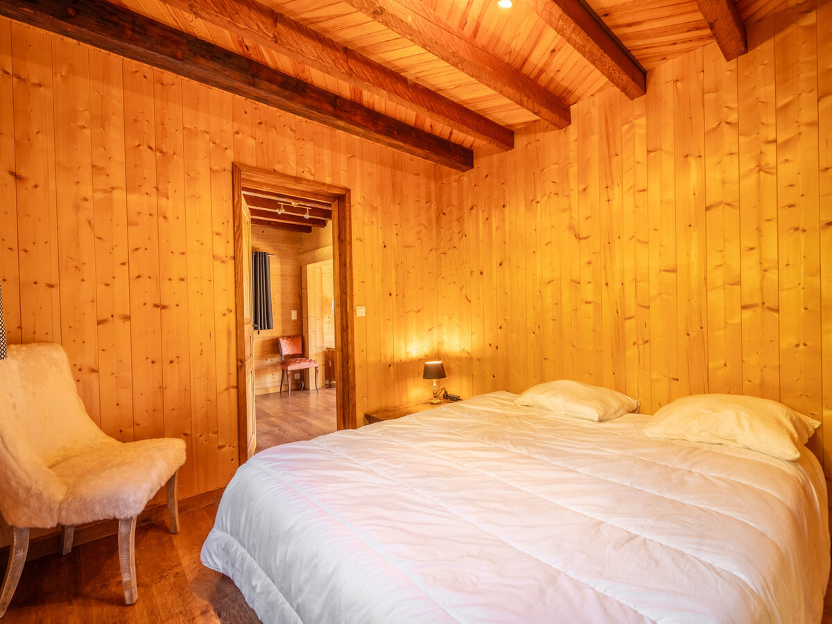 Chalet 150m² La Clusaz, 9 pers, 4 chambres, cheminée - Photo 11