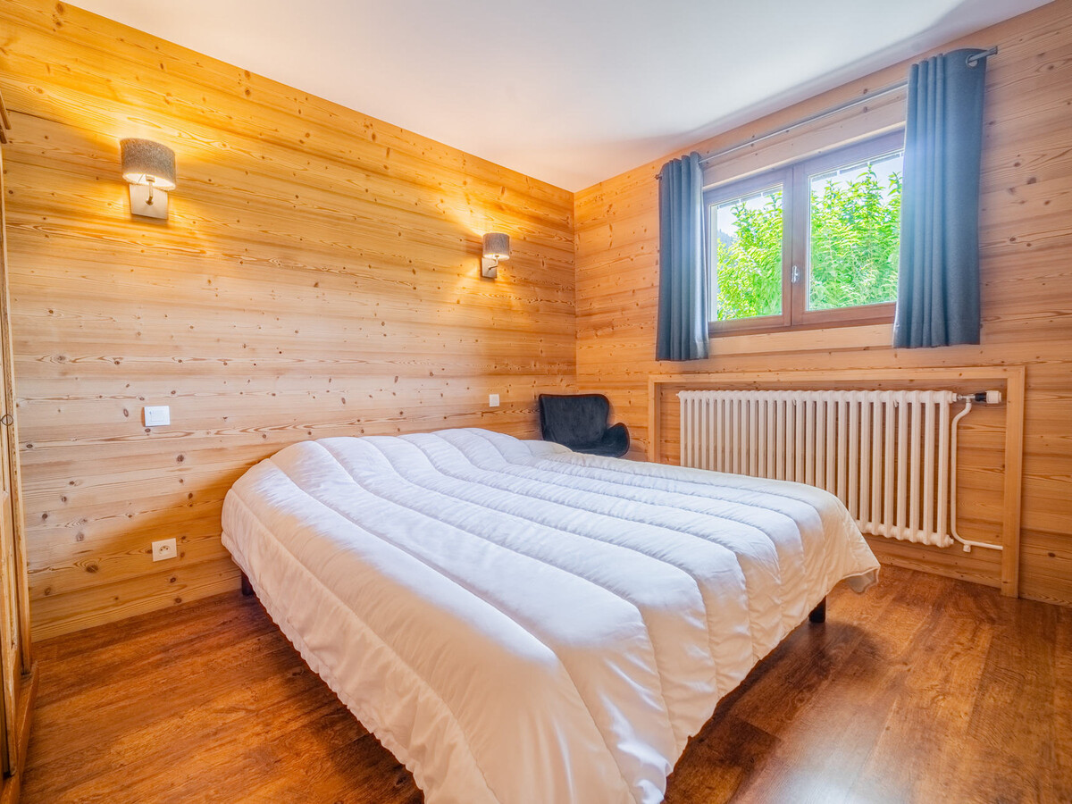 Chalet 150m² La Clusaz, 9 pers, 4 chambres, cheminée - Photo 13
