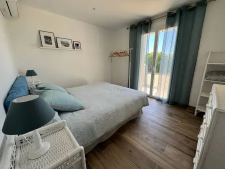 Villa rénovée 5 chambres, piscine et plage à pied : photo 11